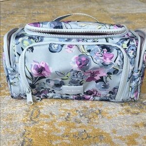 Vera Bradley Blue and Pink Cosmetic Bag Floral Design